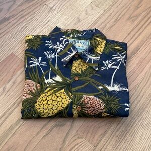 Mens Hana Bay Hawaiian Shirt - Medium